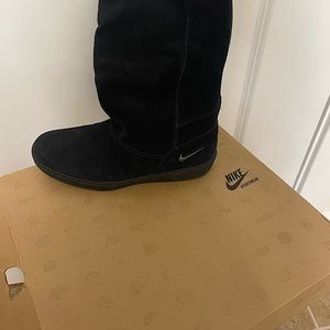 Like new Nike boots